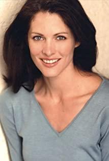 Larisa Miller image
