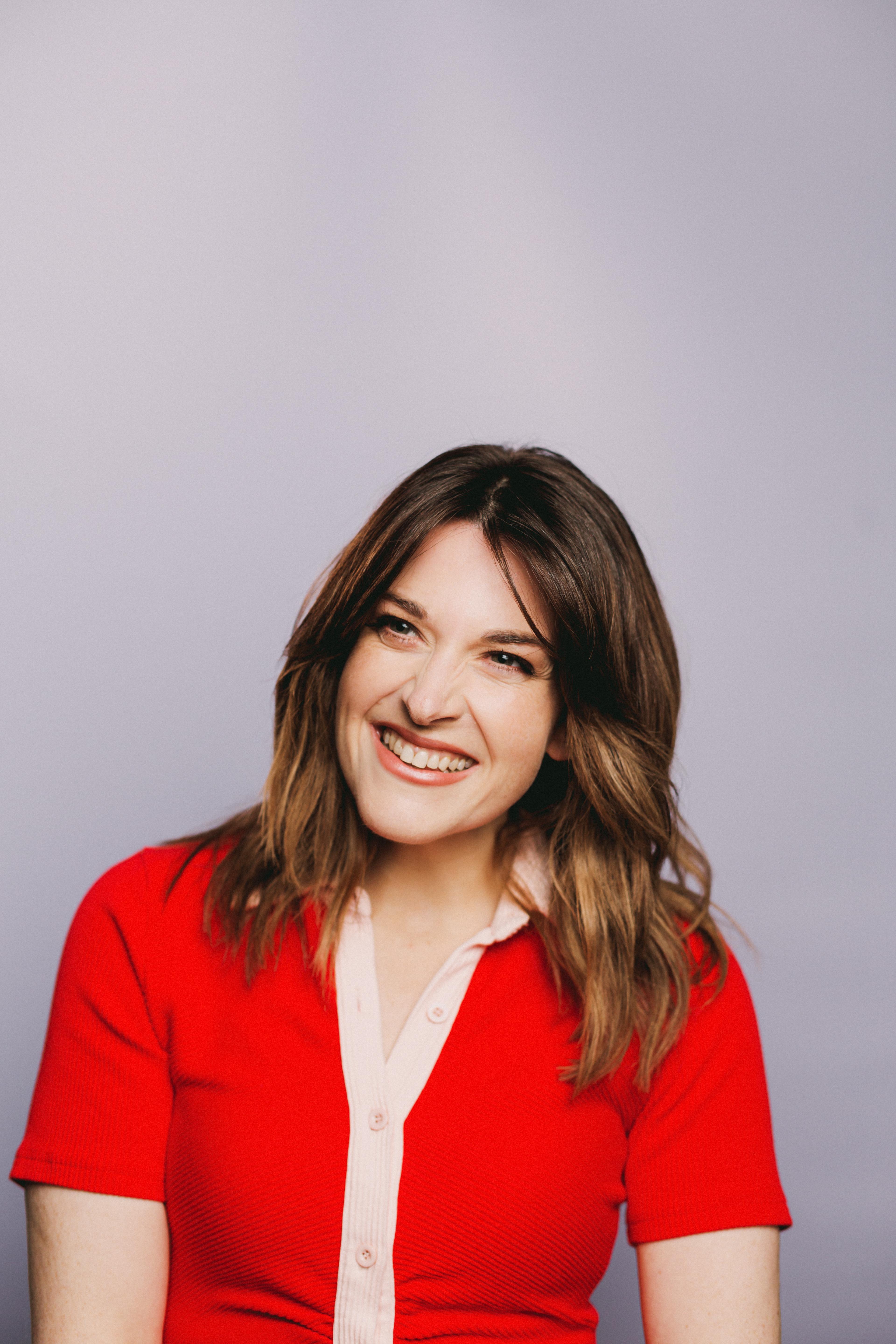 Nicolette Minster image