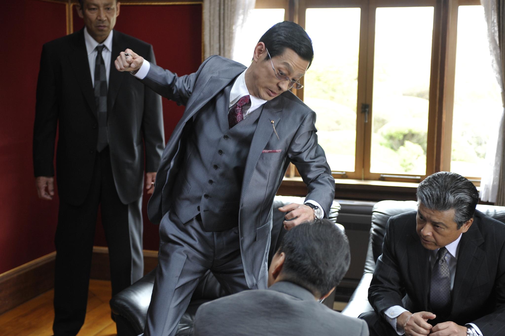 Tomokazu Miura image