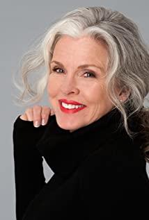 Hilary Momberger-Powers image