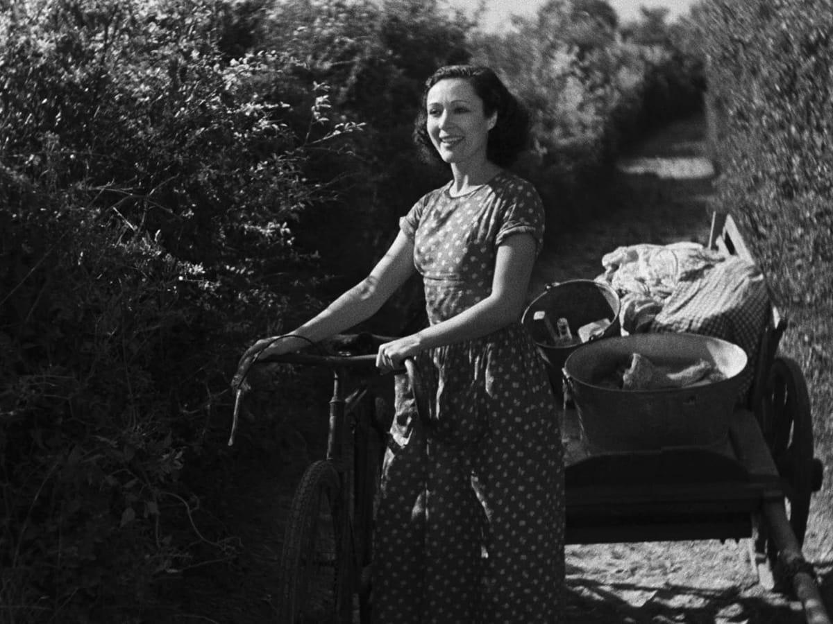 Celia Montalván image