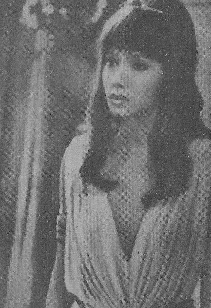 Rosenda Monteros image