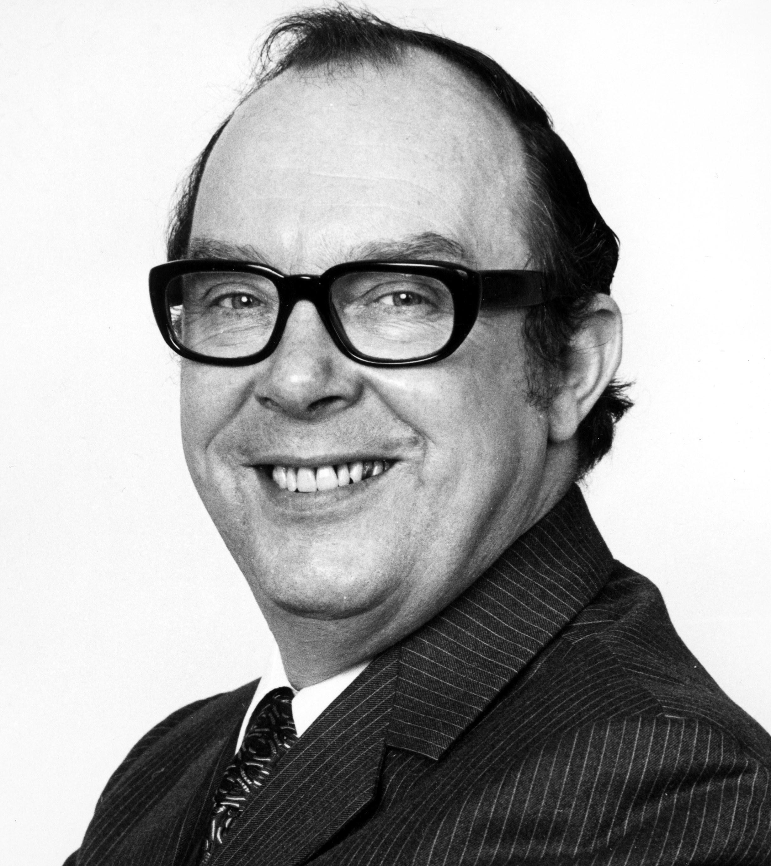 Eric Morecambe image