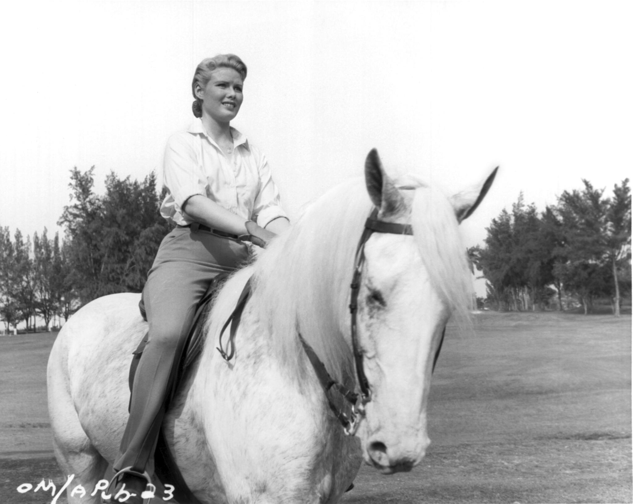 Jo Morrow image
