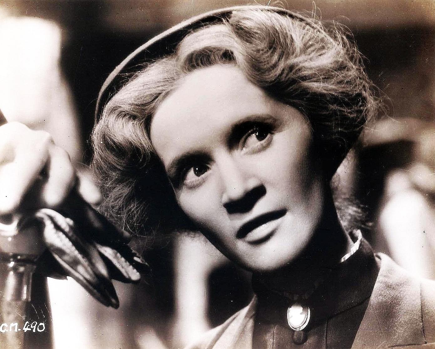 Barbara Mullen image