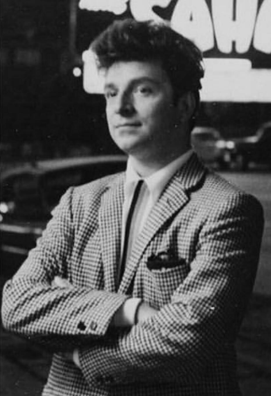 Zeki Müren image