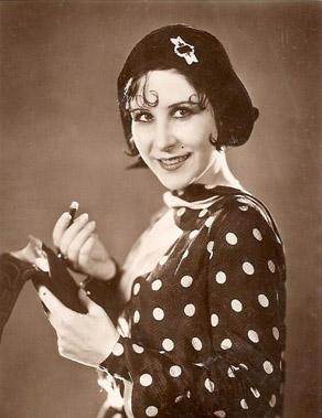 Amelia Muñoz image