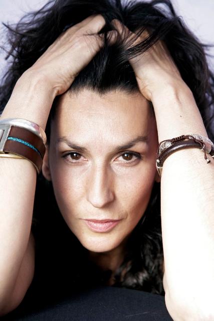 Elvira Mínguez image