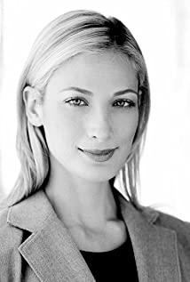 Jamee Natella image