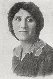 Florence Natol image