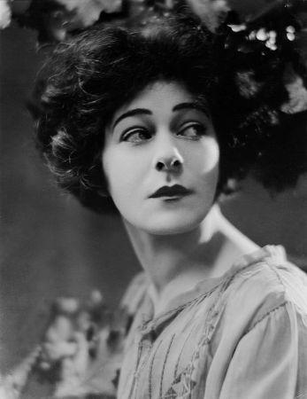 Alla Nazimova image