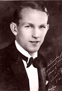 Donald Novis image