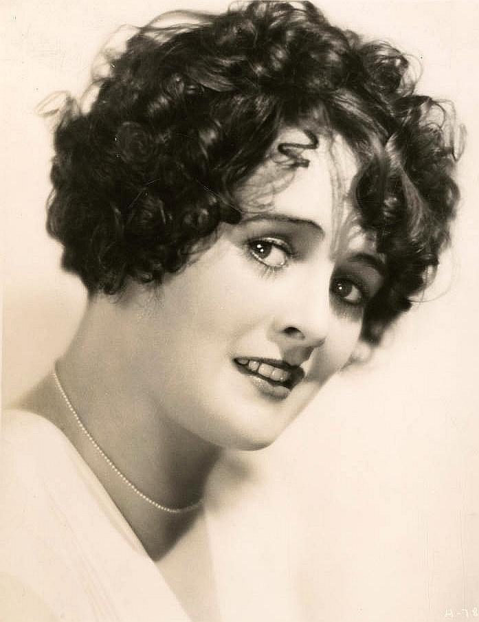 Molly O'Day image
