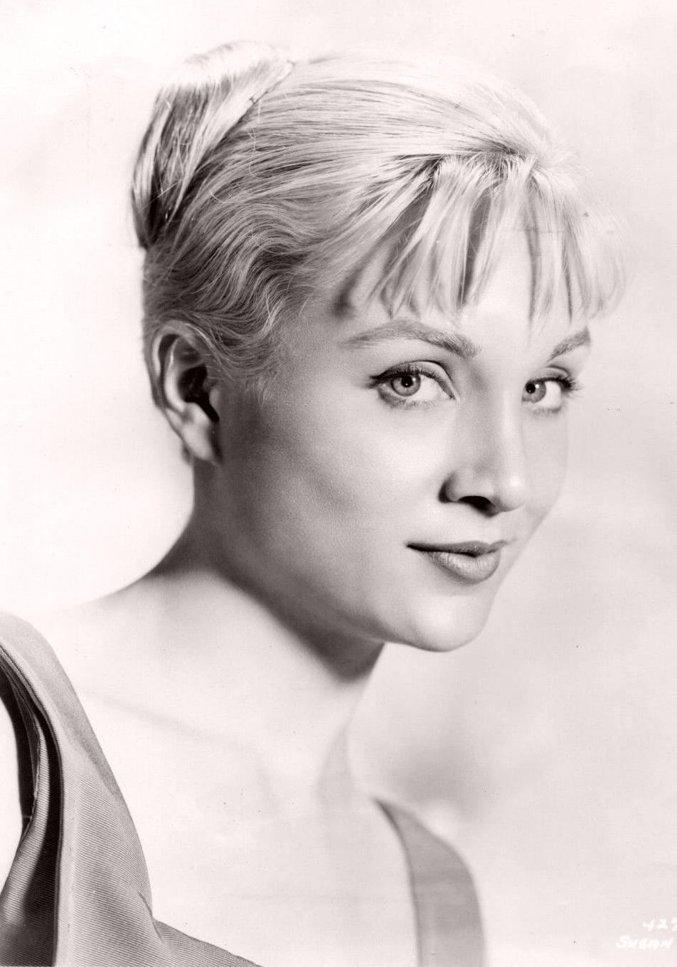 Susan Oliver image