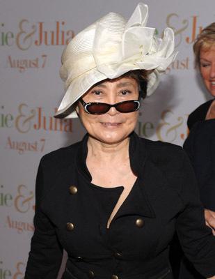 Yoko Ono image