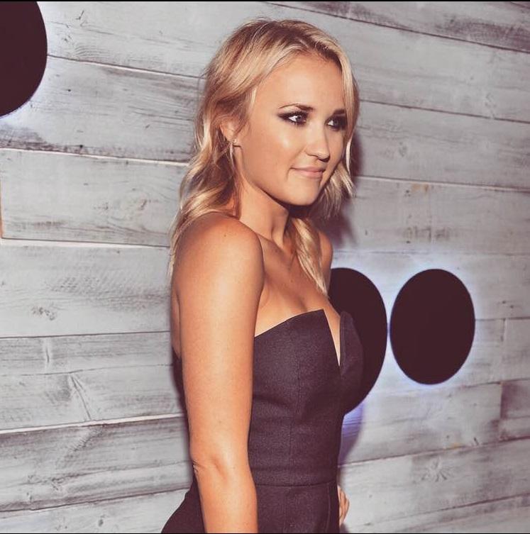 Emily Osment image