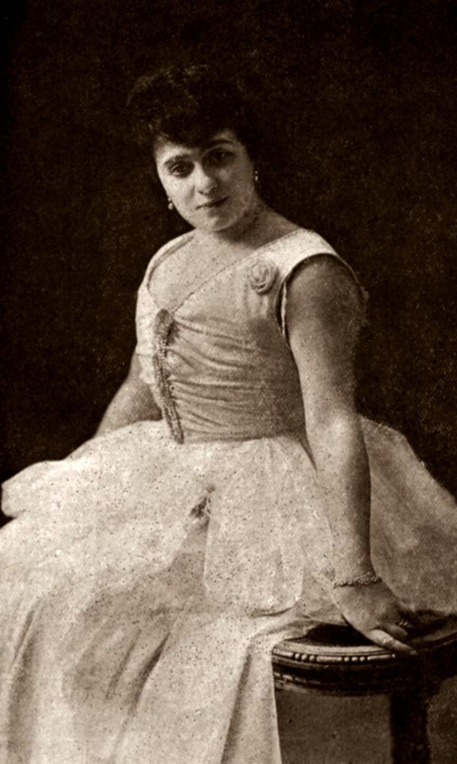 Angelina Pagano image