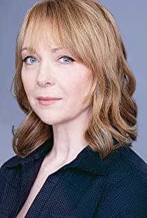 Vickie Papavs image