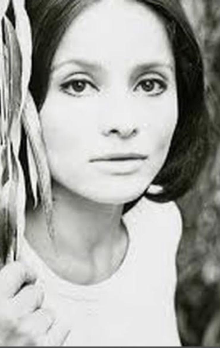 Pilar Pellicer image