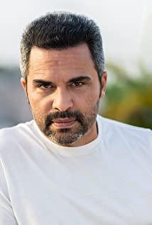 Manny Perez image