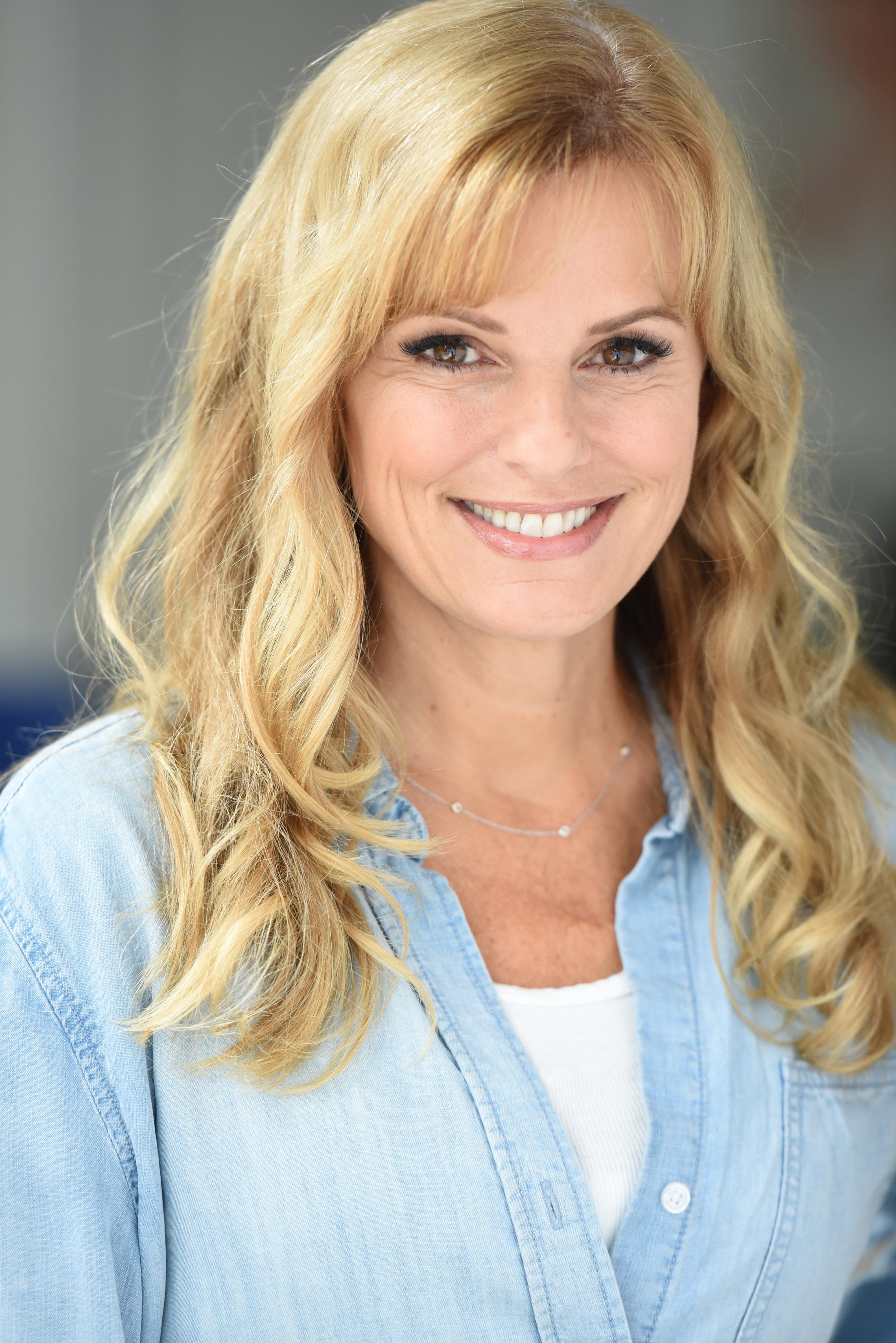 Yvonne Perry image