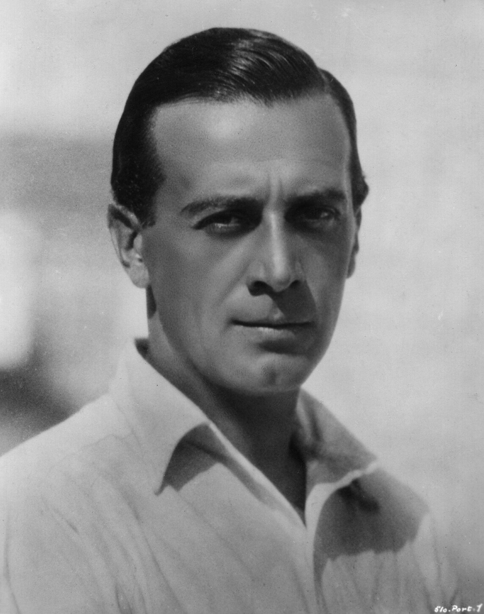Iván Petrovich image