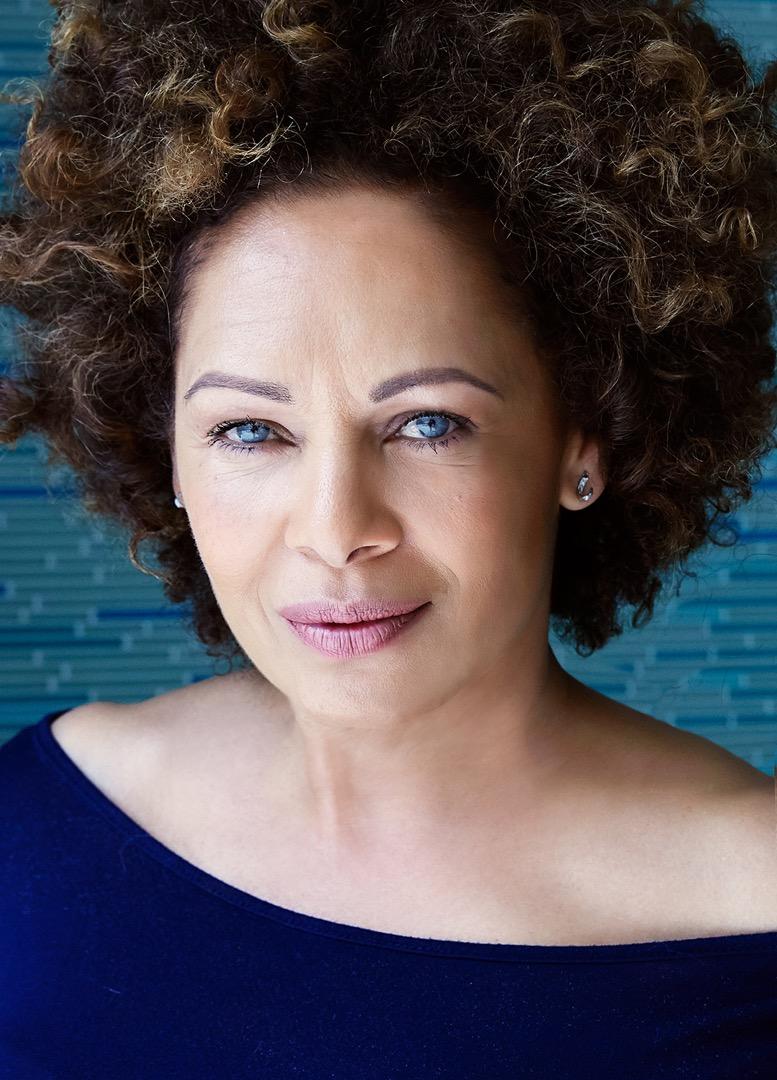 Iris Peynado image