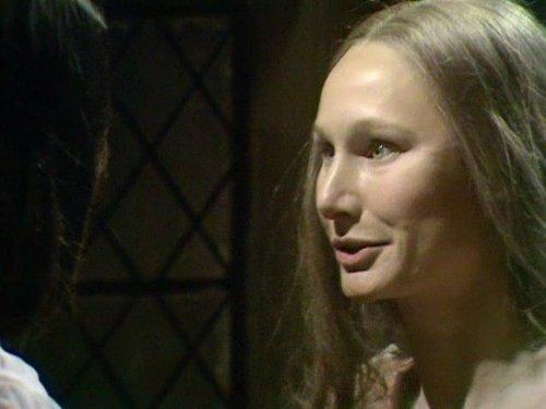 Angela Pleasence image