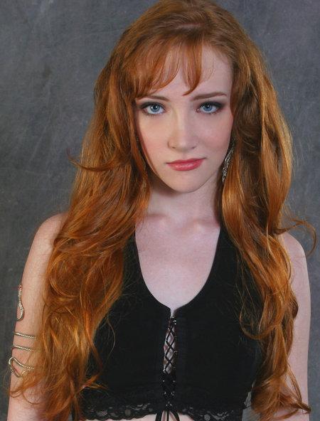 Scarlett Pomers image