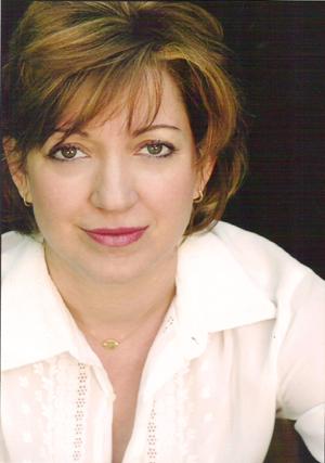 Julie Pop image