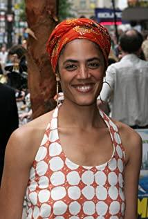 Sara Powell image