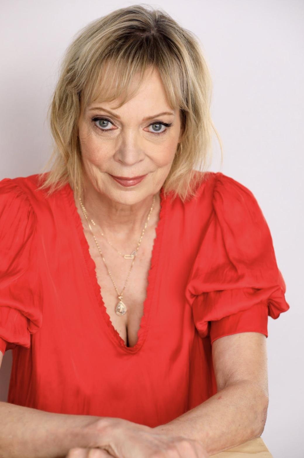 Elizabeth Prince image