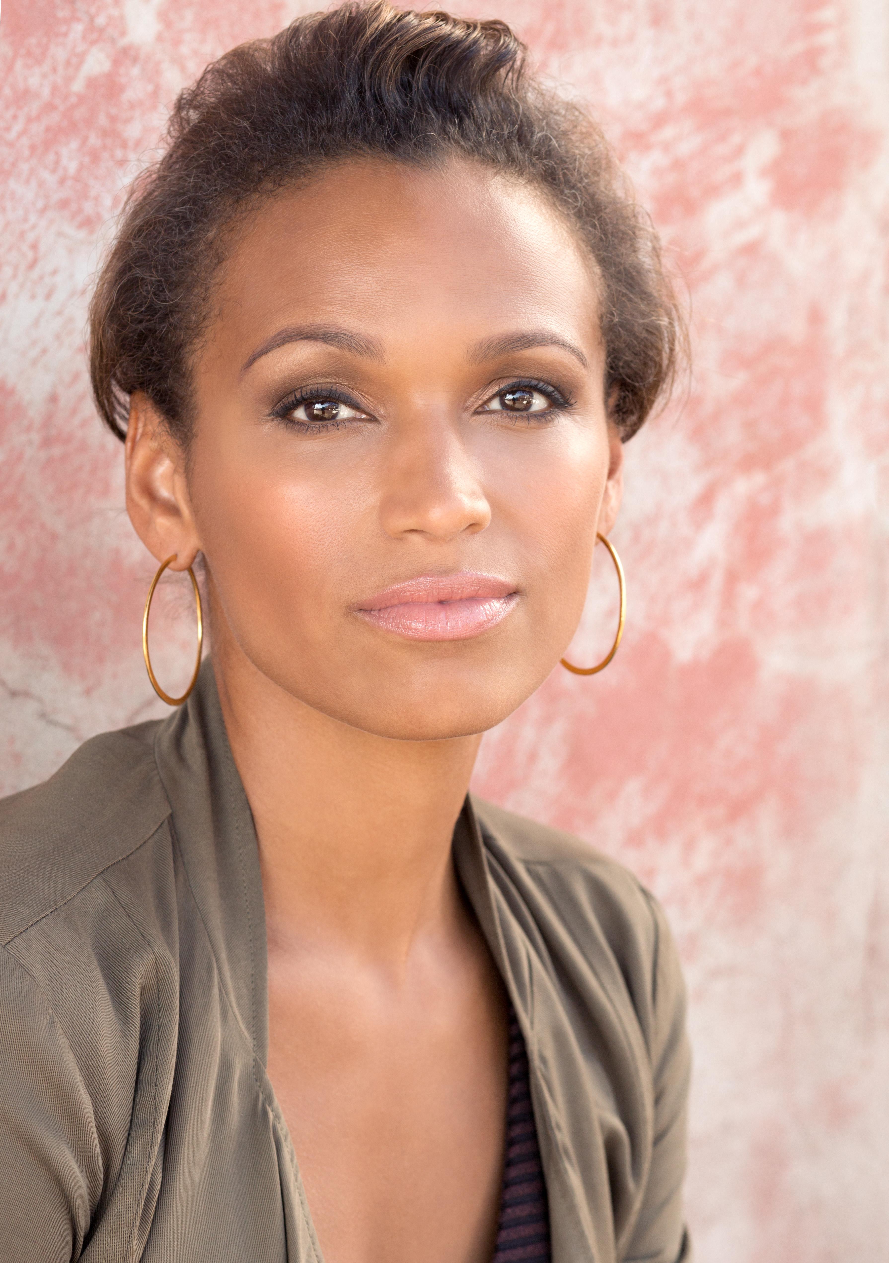Nicole Pulliam image