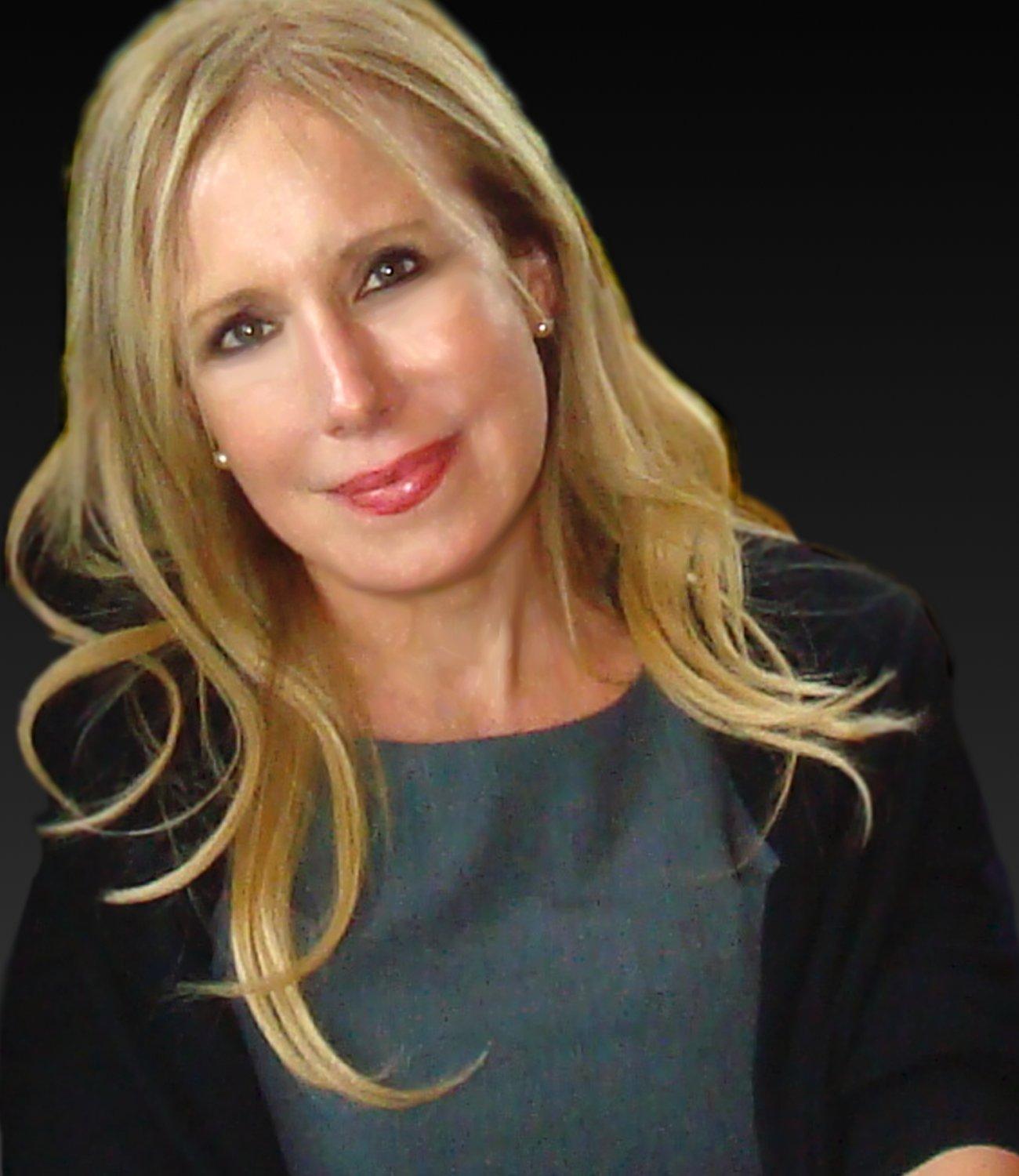 Elana Krausz image