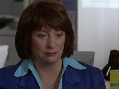 Caroline Quentin image