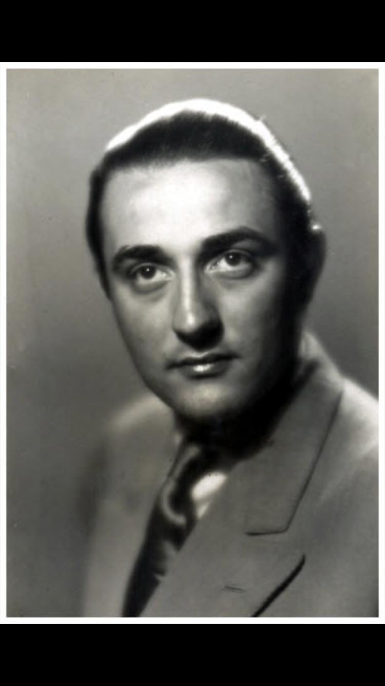 Enrique Rambal image