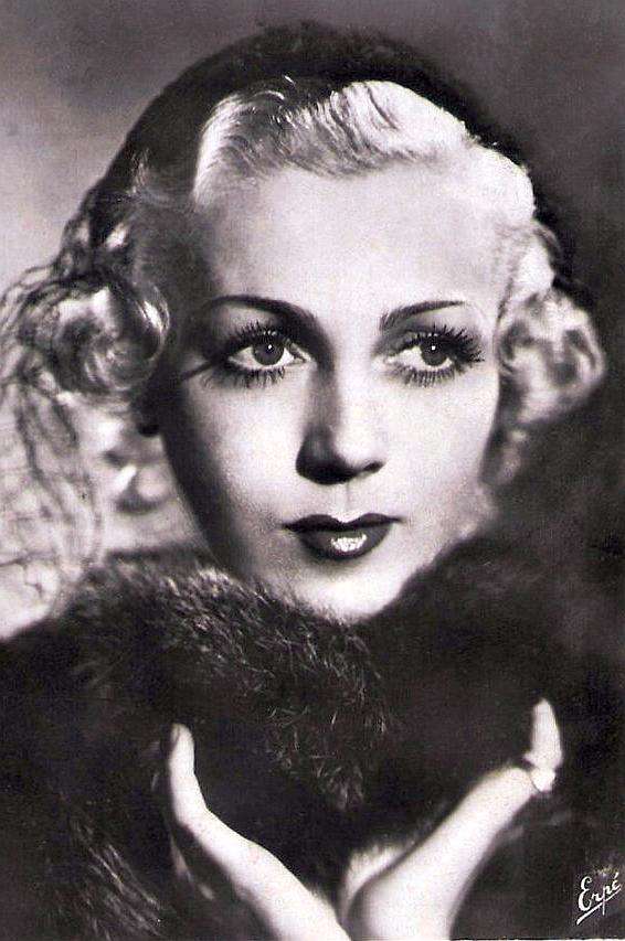 Monique Rolland image