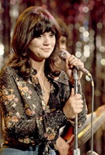 Linda Ronstadt image