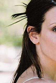 Lisa Rotondi image