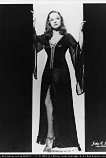 Betty Rowland image