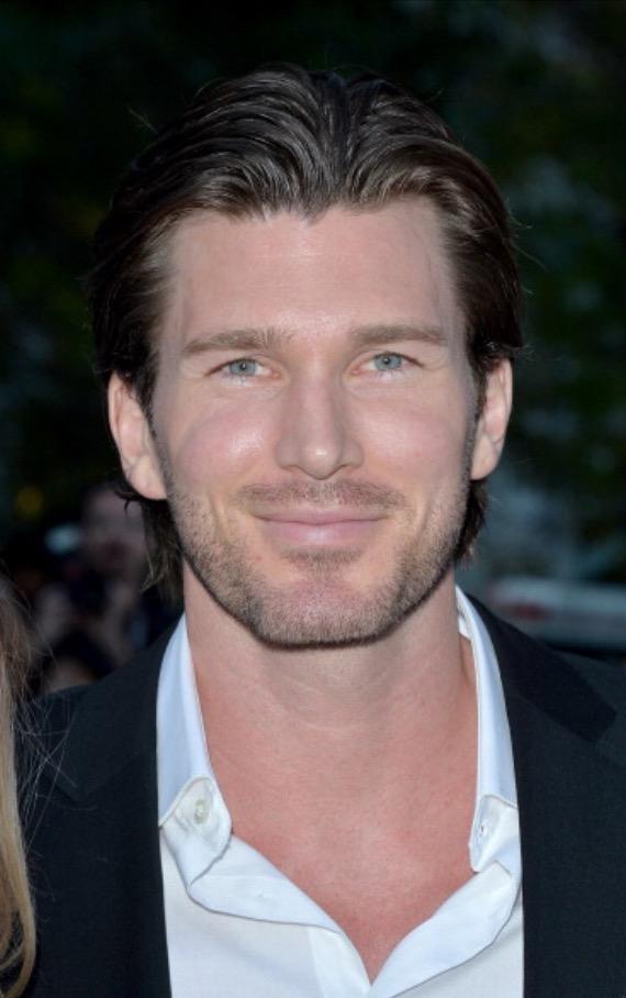 Christopher Russell image