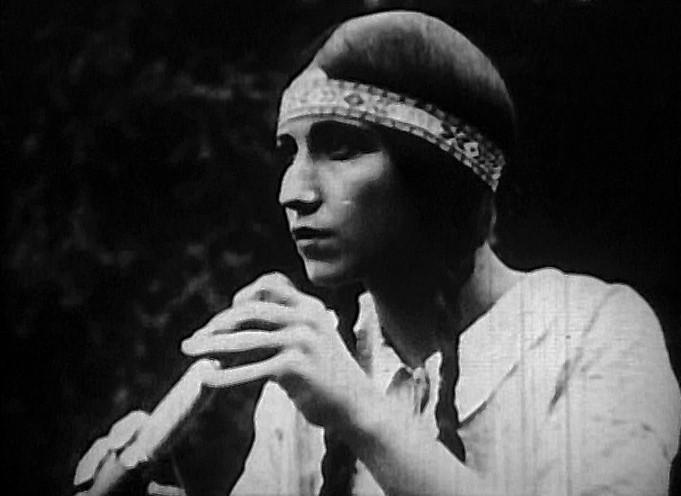 Evangeline Russell image