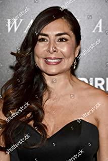 Yvonne Russo image