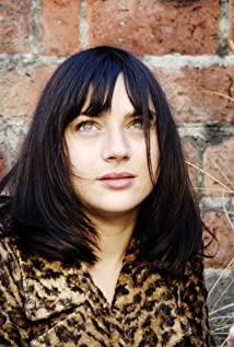 Amanda Ryan image