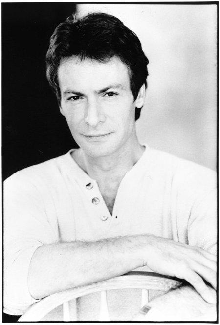 Robin Sachs image