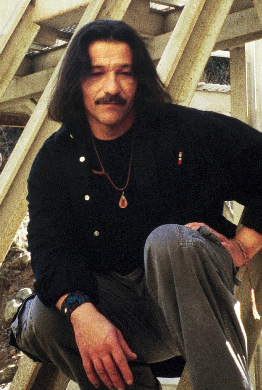 Luis Saguar image