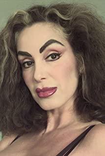 Beatriz Salomón image