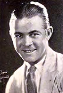 Lewis Sargent image