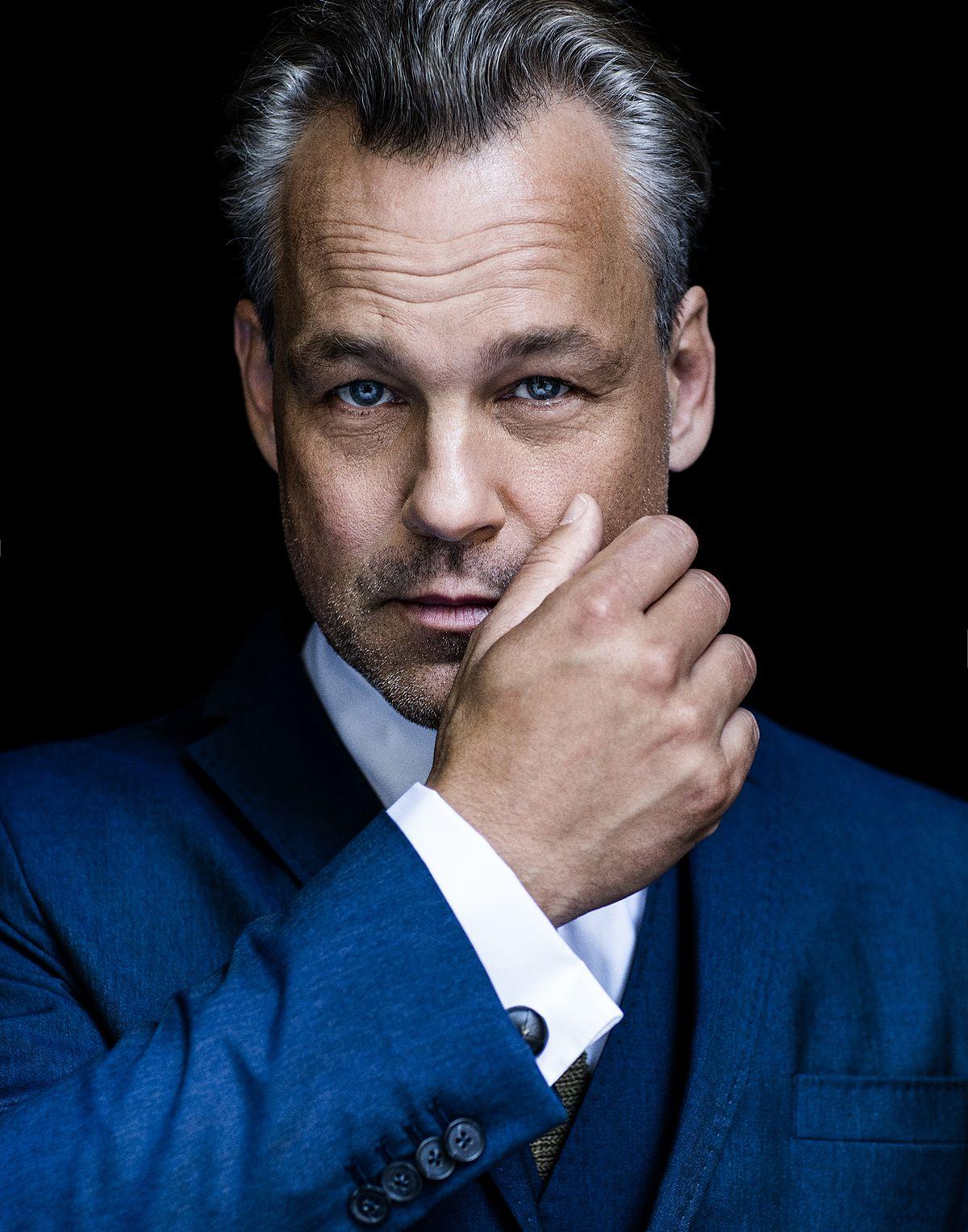 Henrik Schyffert image