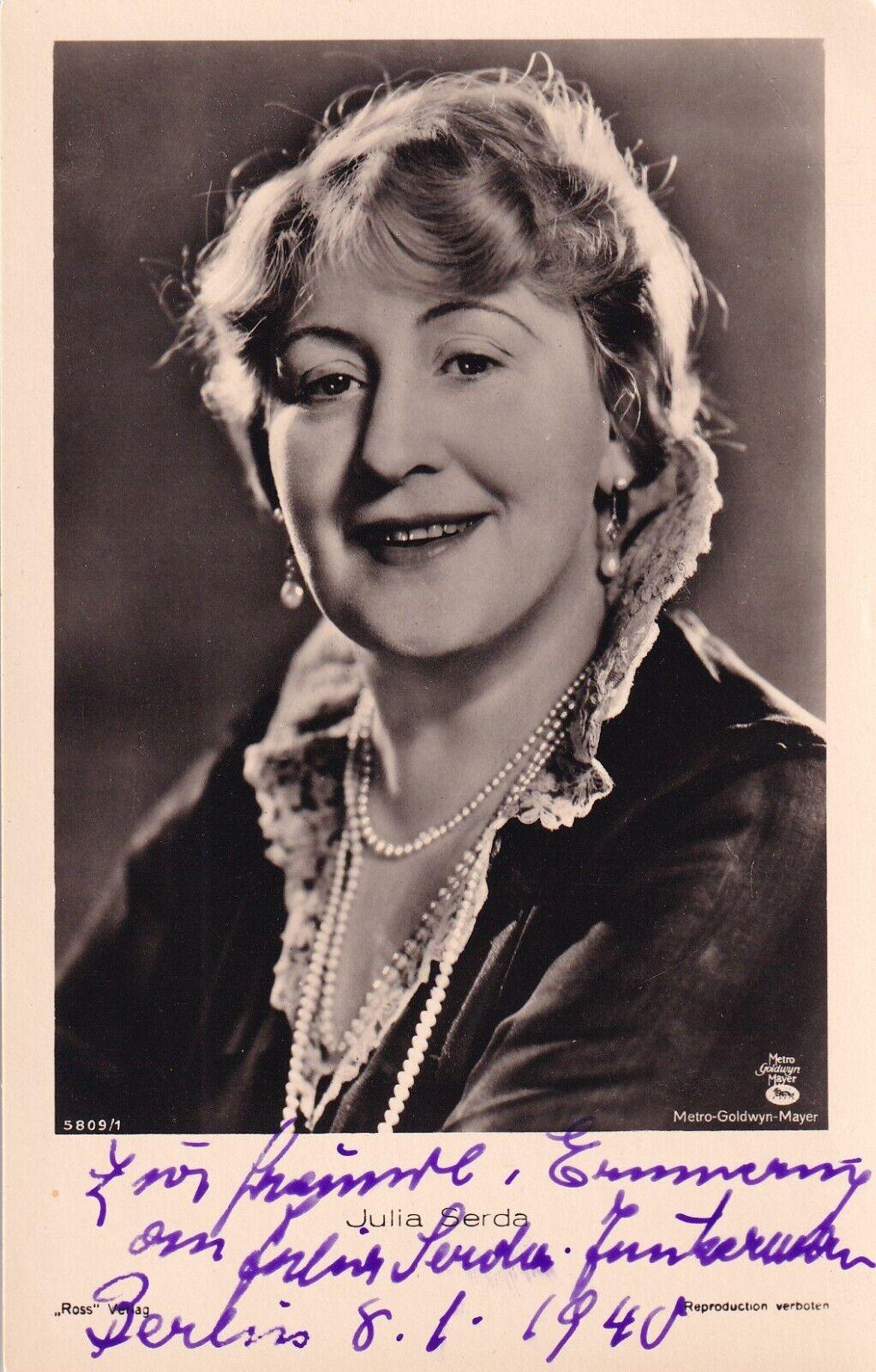 Julia Serda image